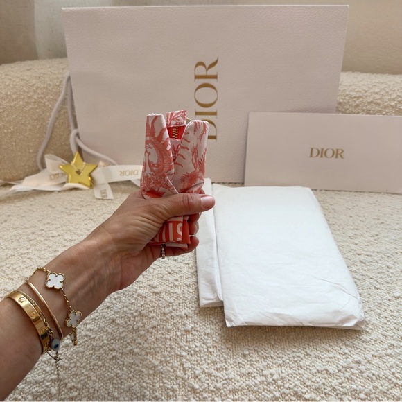 Dioriviera DiorTravel Zipped Pouch Clutch Makeup Bag | Orange / Peach / Coral - Picture 4 of 15